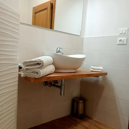 Anna Bed & Breakfast Isera